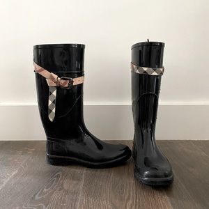Burberry Rain Boots Black with Plaid Buckle